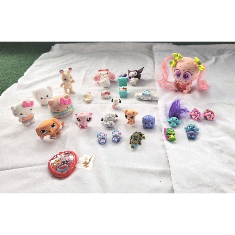RARE Kawaii Lot: Distroller Polka Dot Bumpy & Itchy,2 LPS (Dog & Cat)Flocked HK